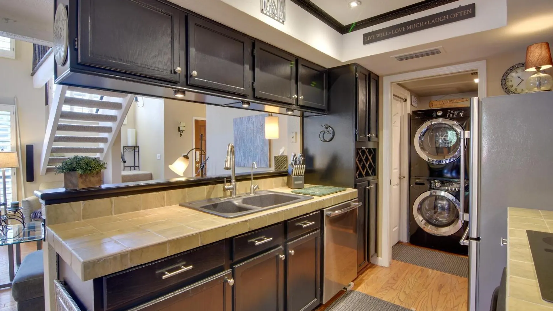 Phoenix Townhome With Central Location, Pool Access 美国